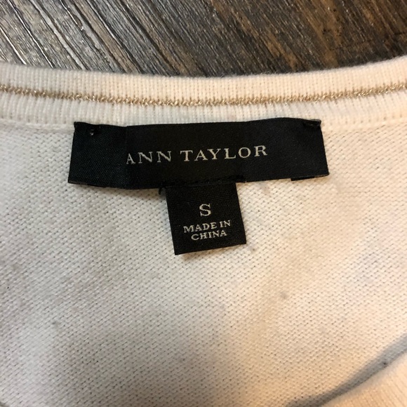Ann Taylor sweater size small - Picture 3 of 3